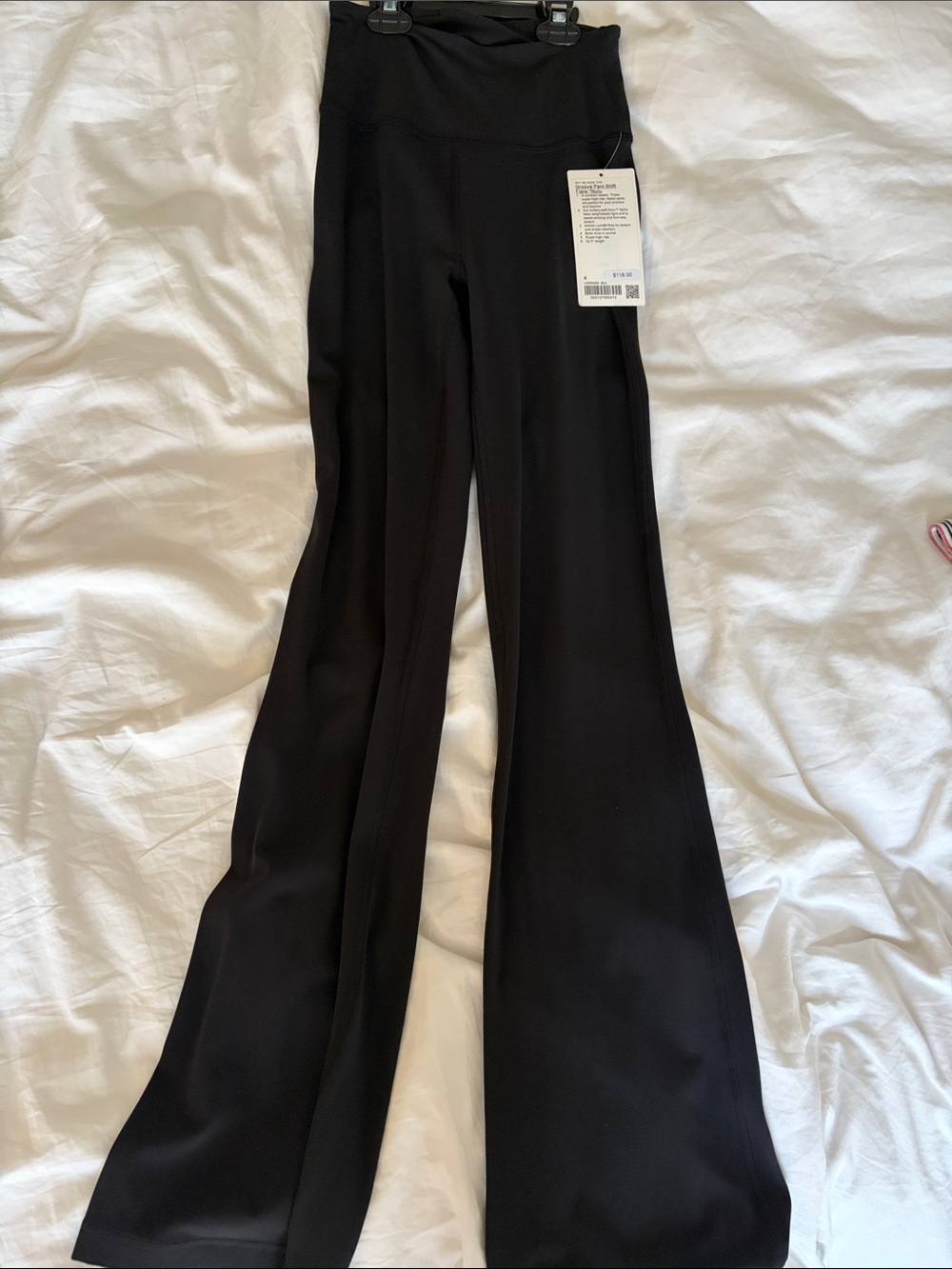 NWT Lululemon Black Groove Pant SHR Flare Nulu Size 4